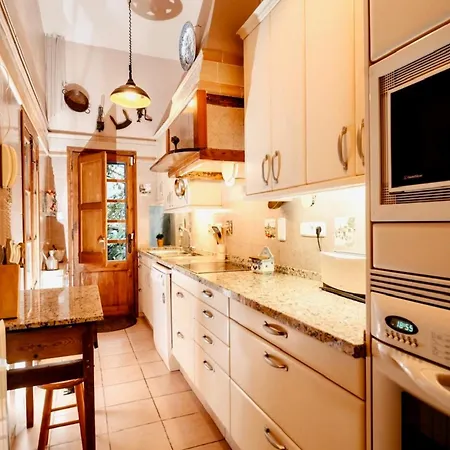 Homeholidaysrentals Suria - Costa Barcelona